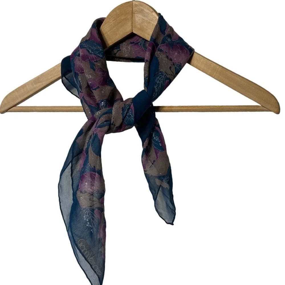 Gianni Versace Silk Scarf Floral Print Designer Square Neck Scarf 26